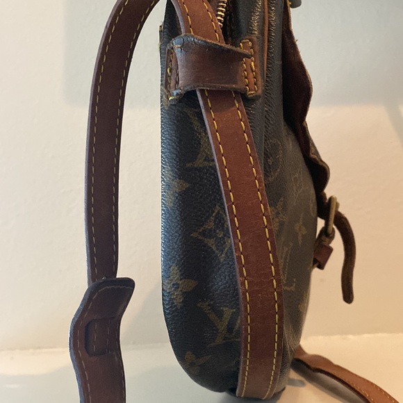 Louis Vuitton Jeune - Picture 12 of 14